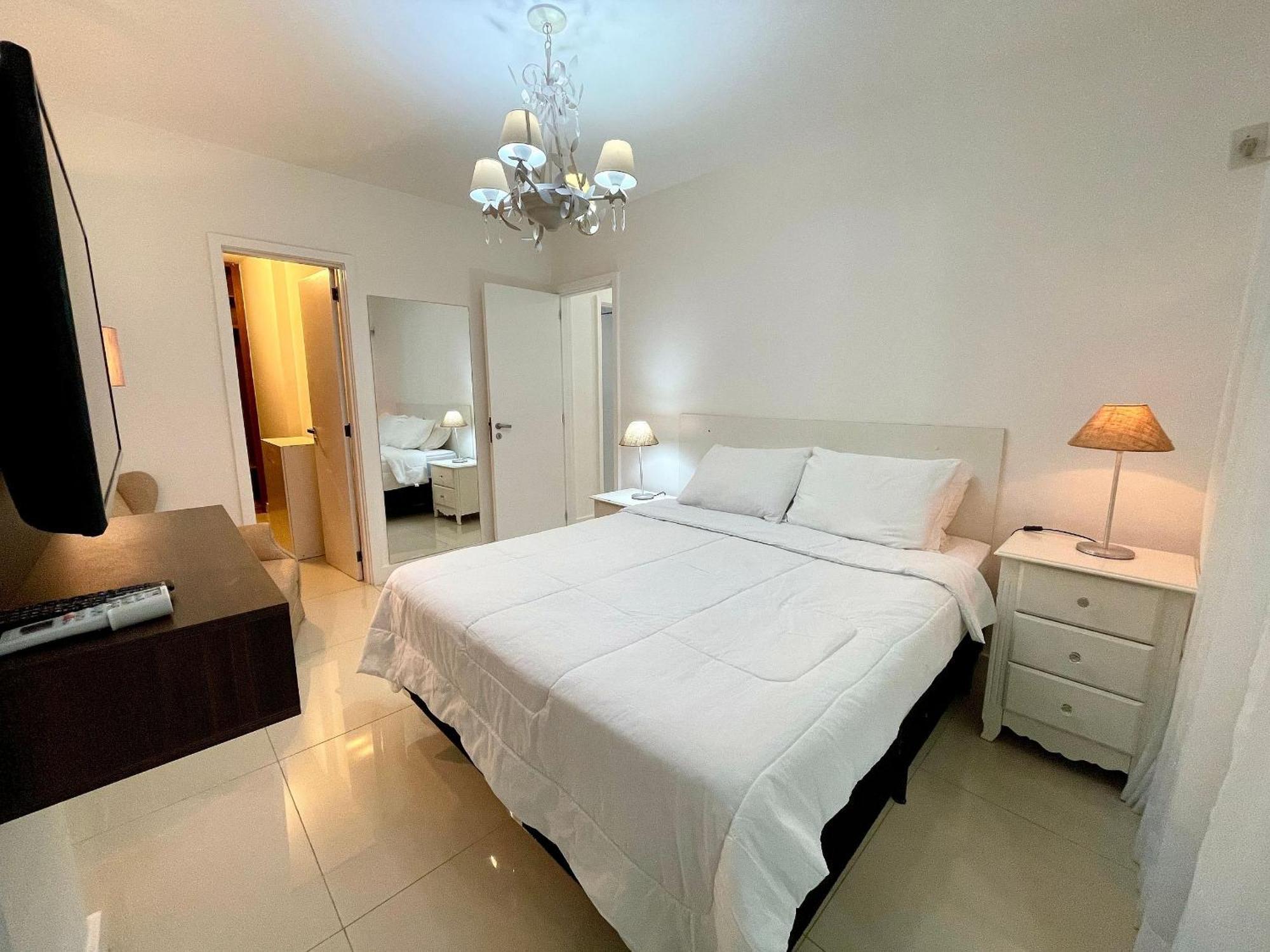 Espacoso E Proximo A Do Leblon! Apartamento Rio de Janeiro